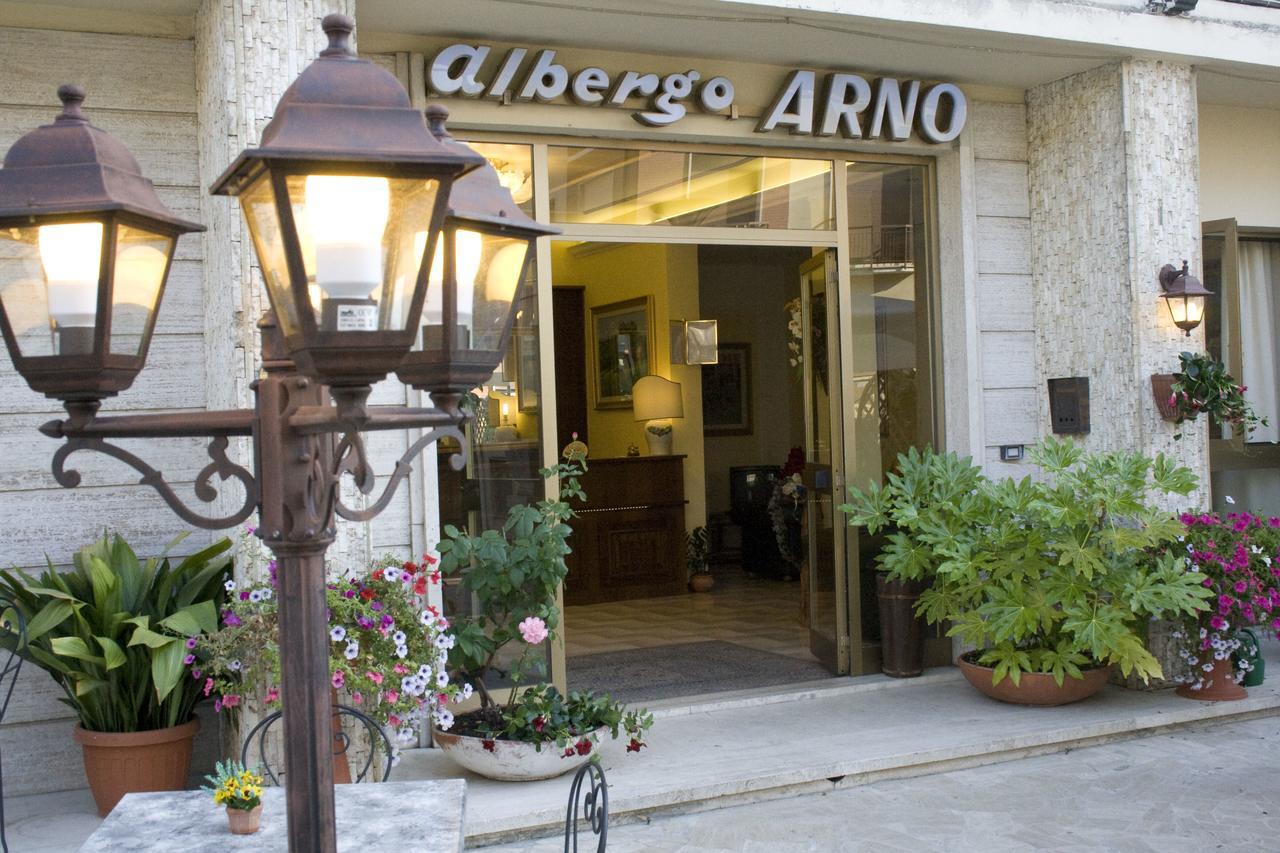 Arno Hotel 3*